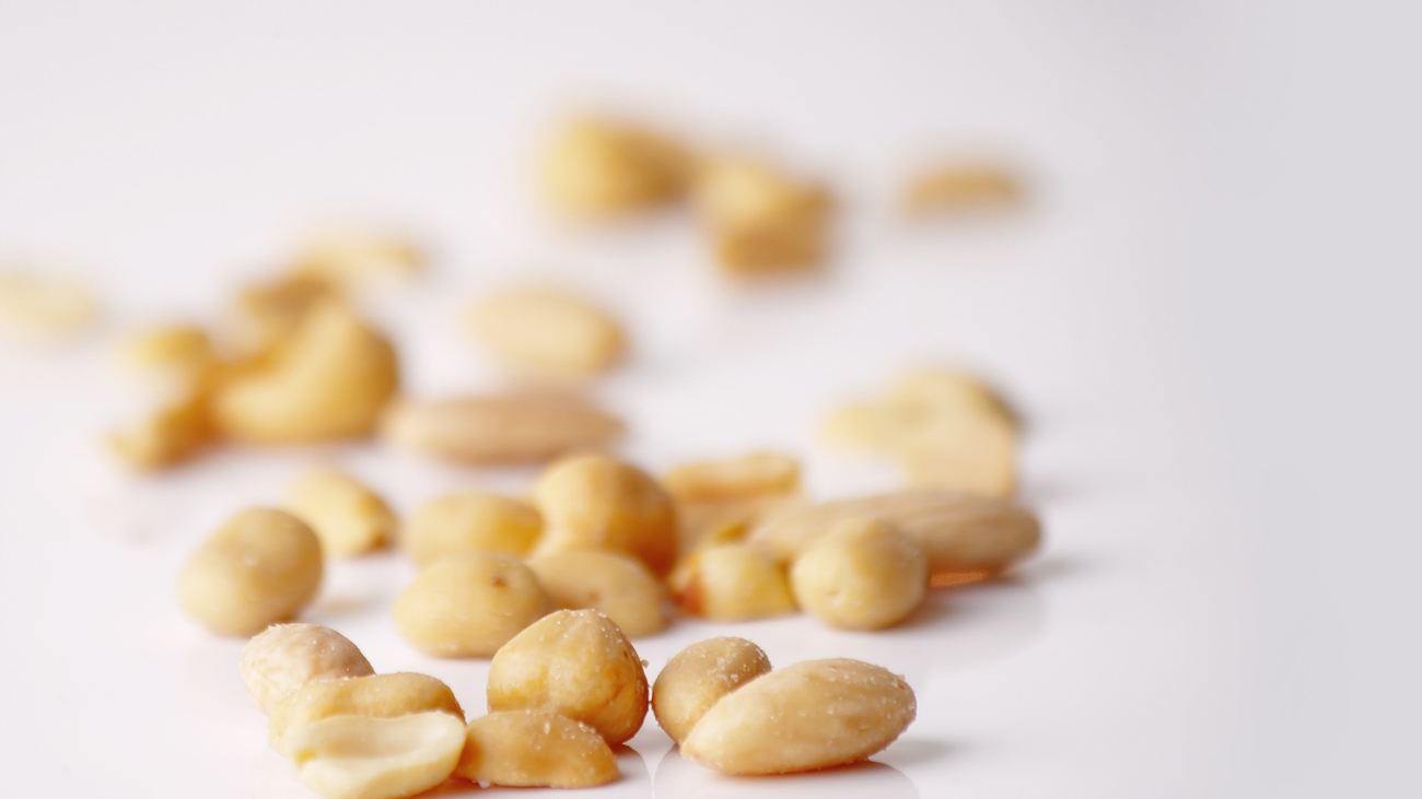 El Gregorio Marañón prueba con éxito un fármaco para tratar la alergia al cacahuete