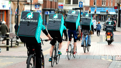 Deliveroo recurrirá la sentencia que considera a sus 'riders' como "falsos autónomos"