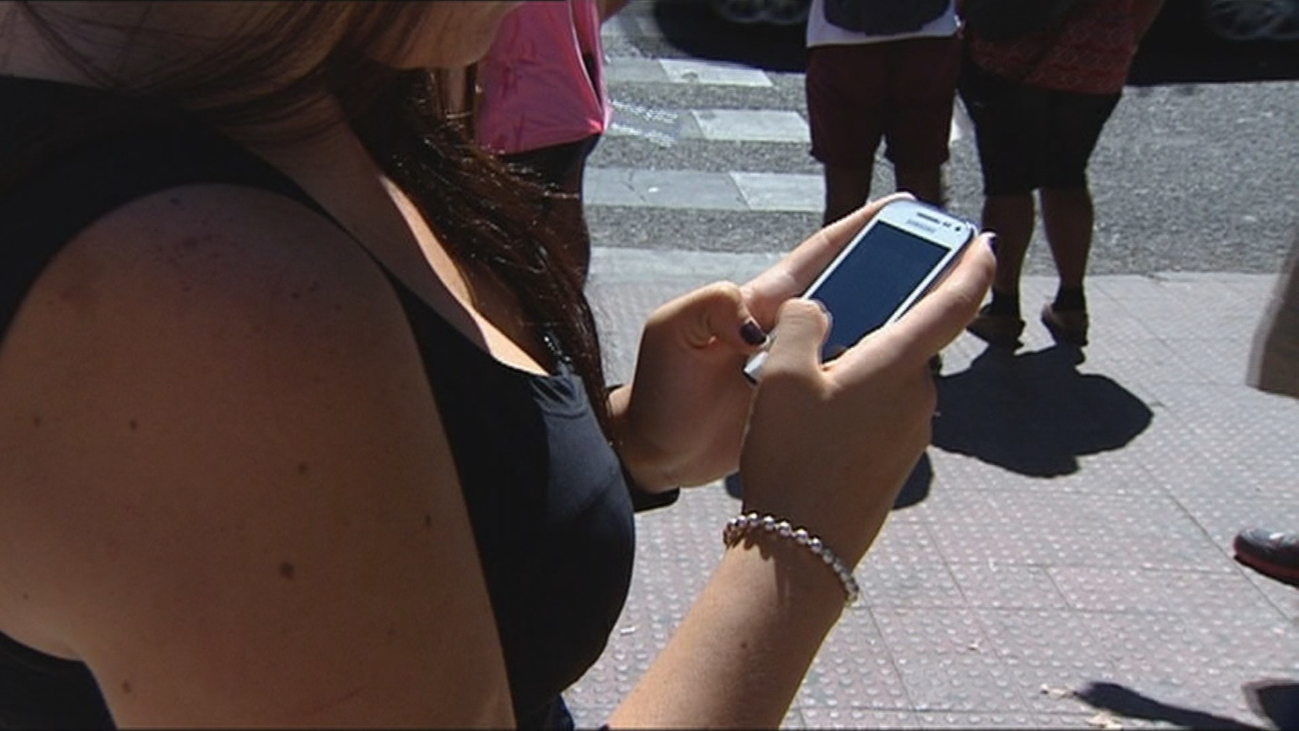 Fingir el robo del móvil, la estafa que está de moda