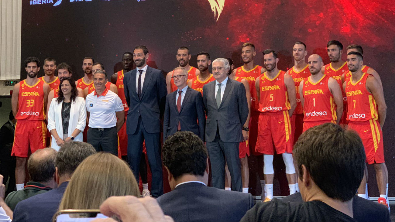 España se presenta en Madrid para preparar el Mundial de China