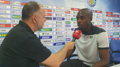 Nyom: "Quiero llegar lejos en Europa con la camiseta del Getafe"