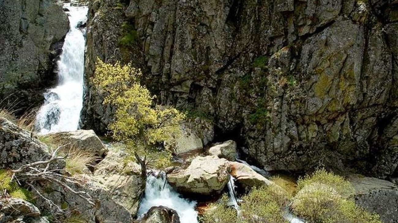 Las mejores consejos para hacer senderismo en verano
