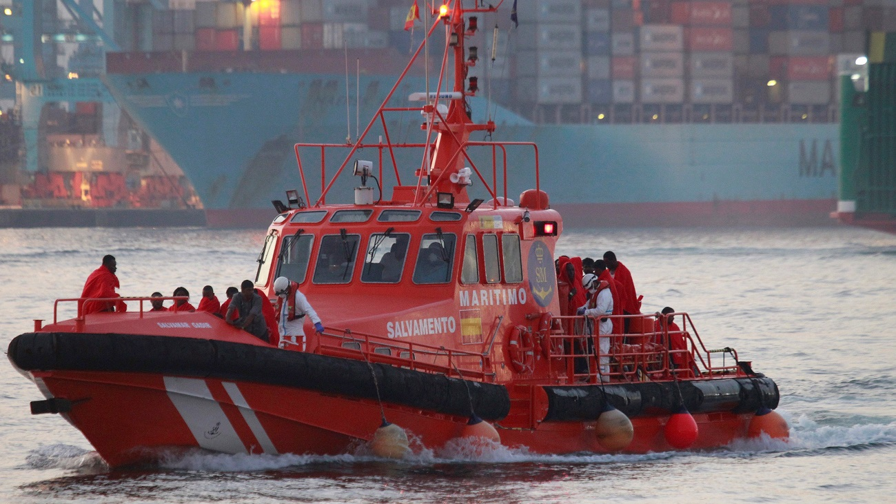 Salvamento marítimo rescata a casi 400 inmigrantes en la costas andaluzas