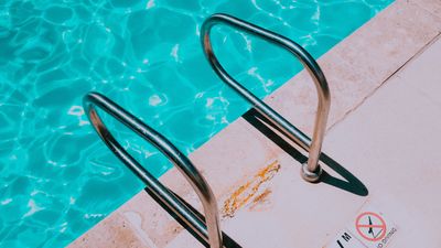 Profesiones de verano: técnico de mantenimiento de piscinas