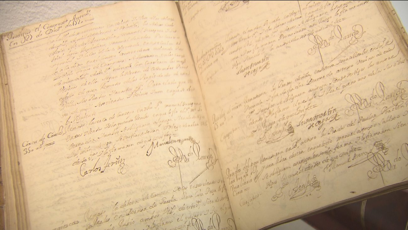 Manzanares El Real ofrece visitas guiadas a su Archivo Municipal