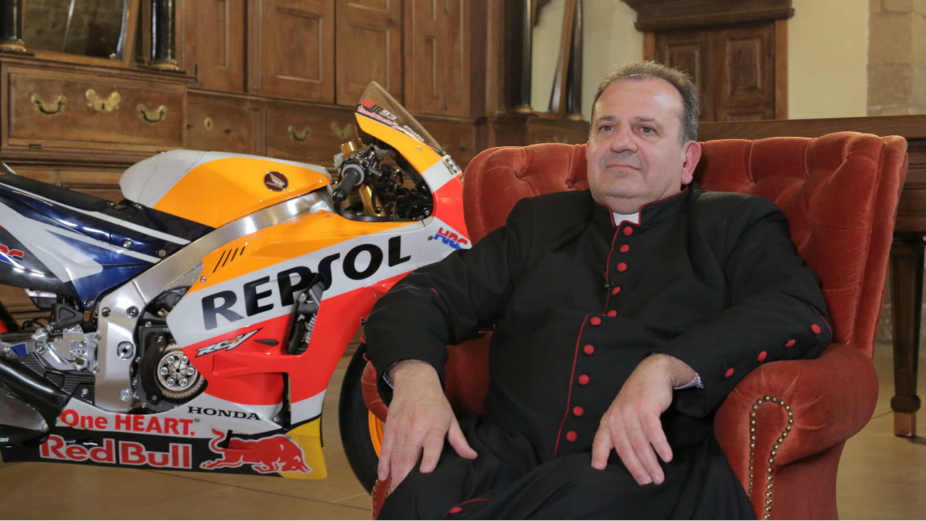 Francisco suárez, el cura motero