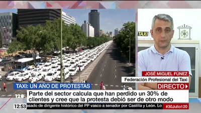 Los taxistas piden una regulación de las VTC y denuncian un incremento de estas licencias