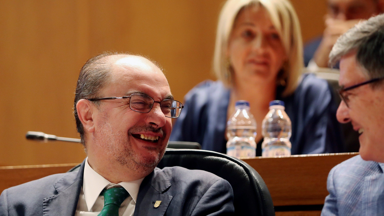 Lambán revalida su cargo al frente del Gobierno de Aragón