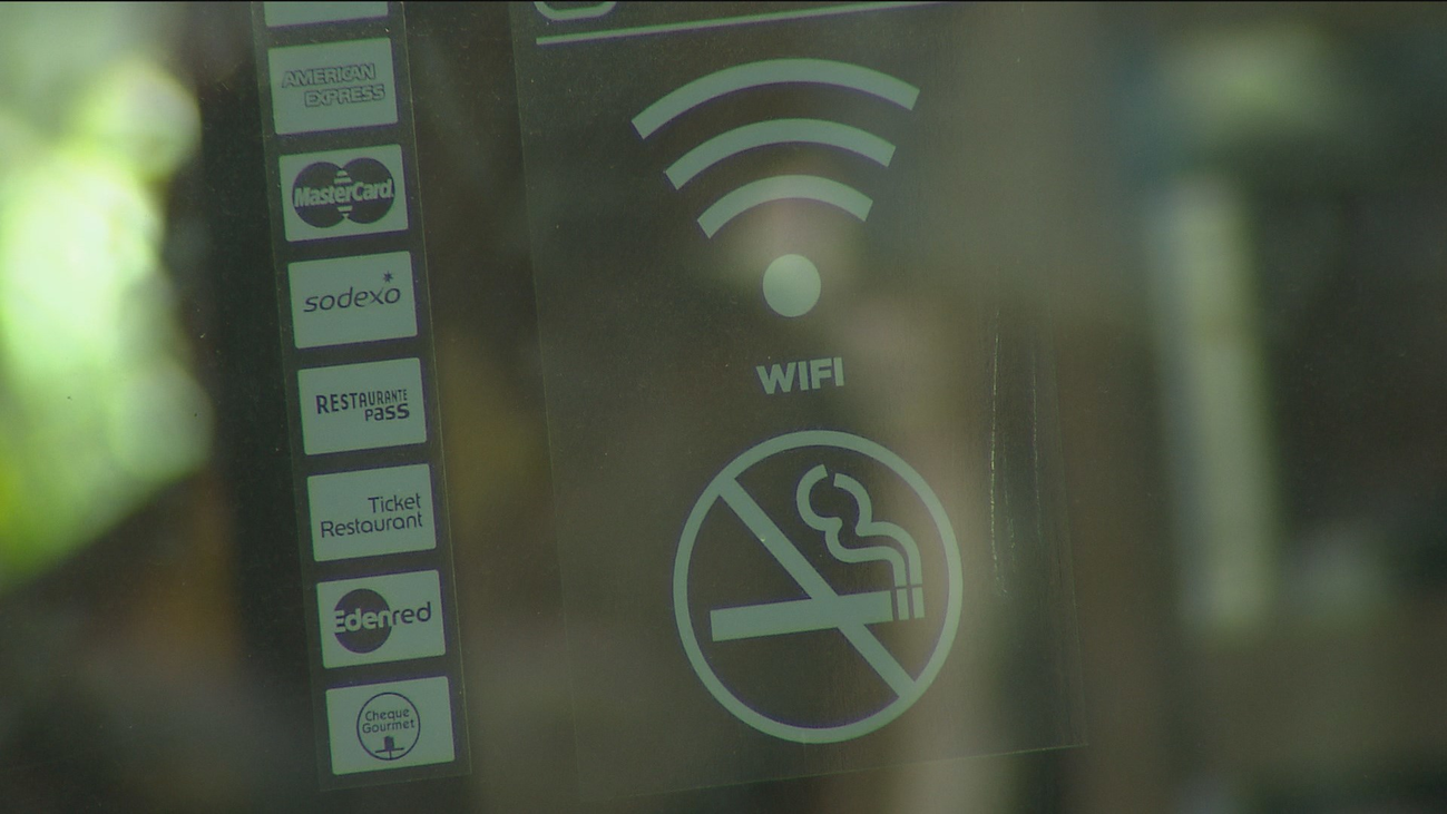 Conectarse a una red Wifi abierta puede arruinar nuestras vacaciones