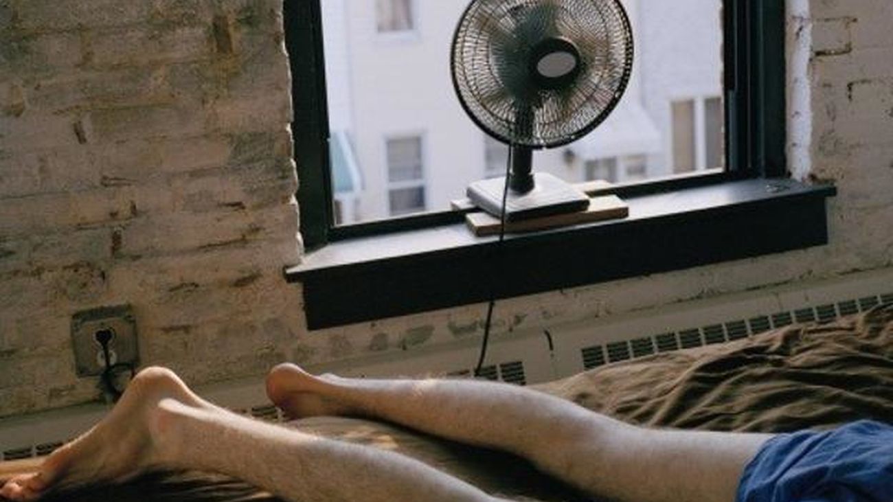 Estas son las razones por las que dormimos peor en verano
