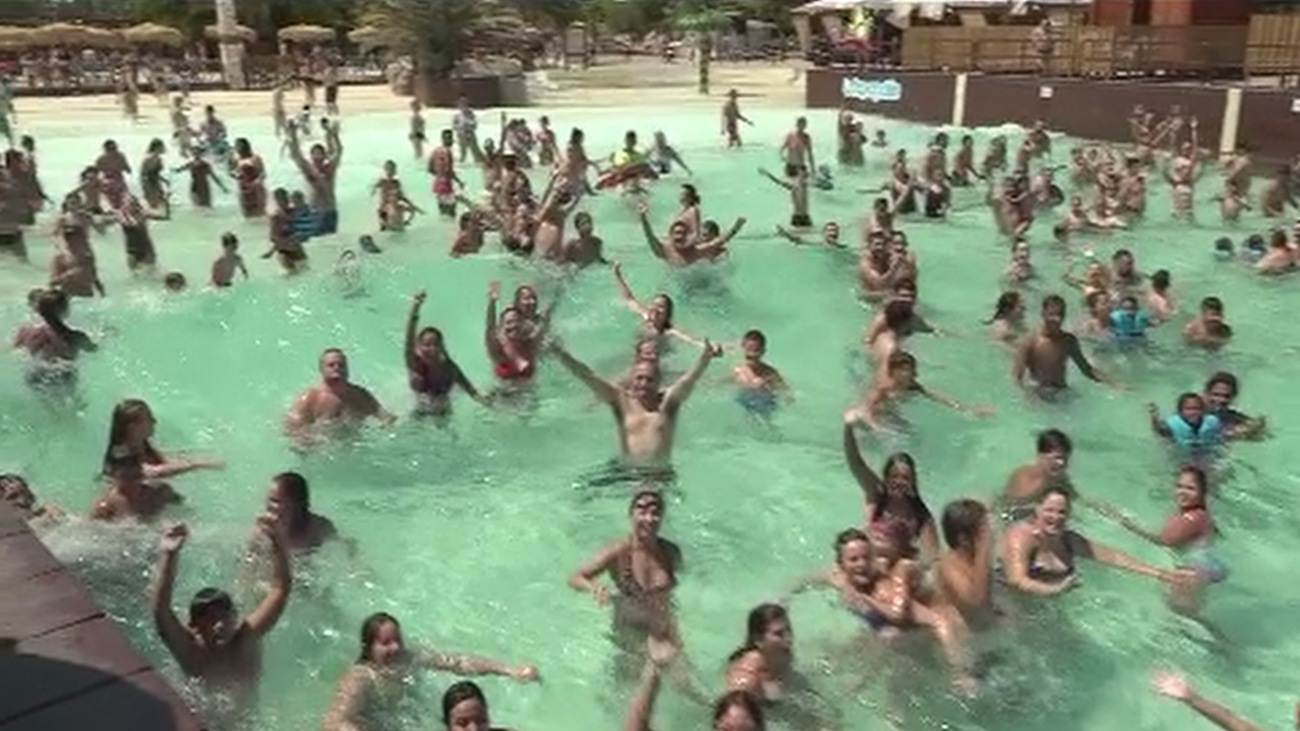 ¿Qué puede fallar en una piscina de olas?