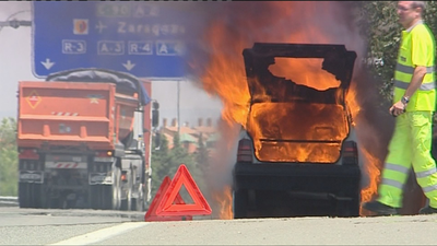 Por qué  arde un coche en verano