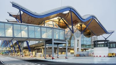 ¿Hay que eliminar el puente aéreo entre Madrid y Barcelona para reducir emisiones?