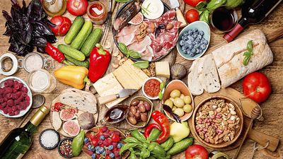 Crece en verano la cantidad de comida que tiramos a la basura
