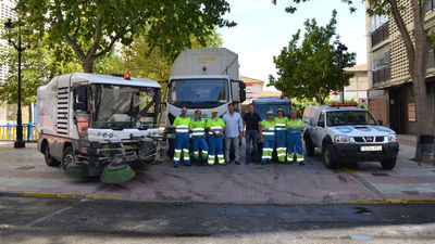 Humanes pone en funcionamiento un plan de limpieza especial de los contenedores de basuras