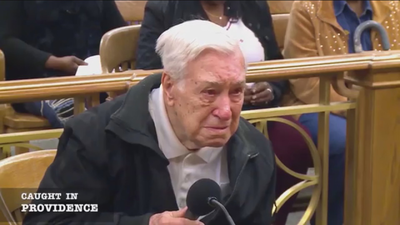 Un juez absuelve en EEUU a un anciano de 96 años por ser un buen padre