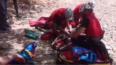 Rescatado en helicóptero un escalador  en Patones