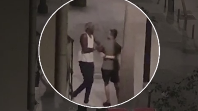 Intenta robar una cadena de oro y acaba recibiendo un monumental 'guantazo' en Lavapiés