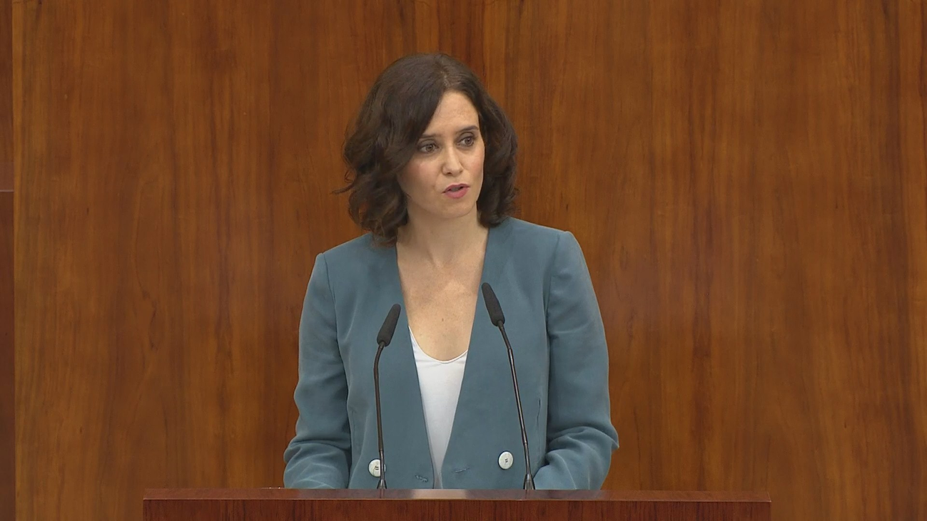 Ayuso evita a Garrido y González al recordar citas de los expresidentes de Madrid