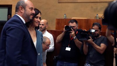 El PP reclama 605 millones de inversión a Sánchez en cercanías y carreteras para Madrid