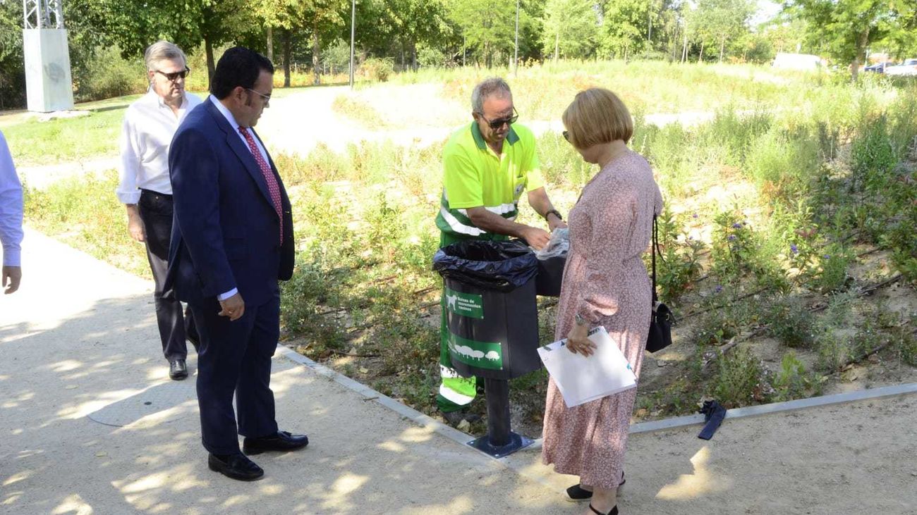 Boadilla instalará medio centenar de 'sanecanes' en los nuevos desarrollos