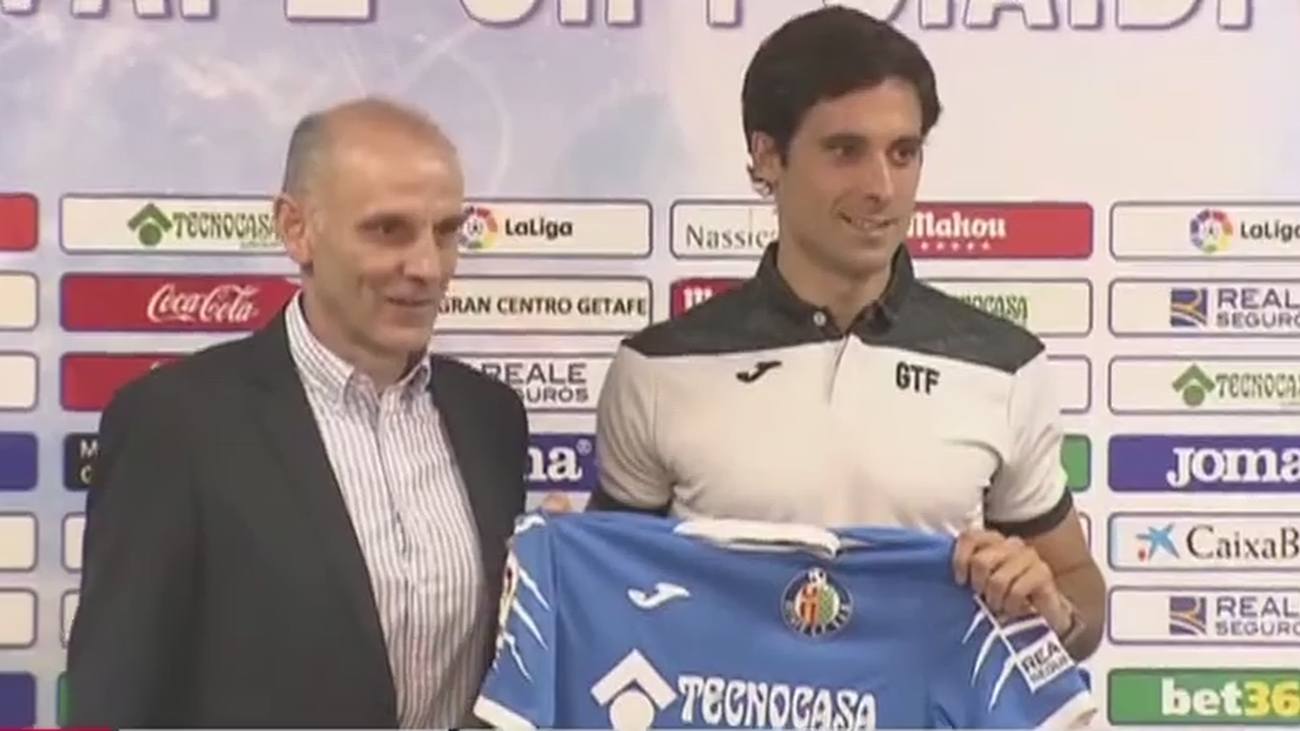 El Getafe presenta a su nuevo fichaje