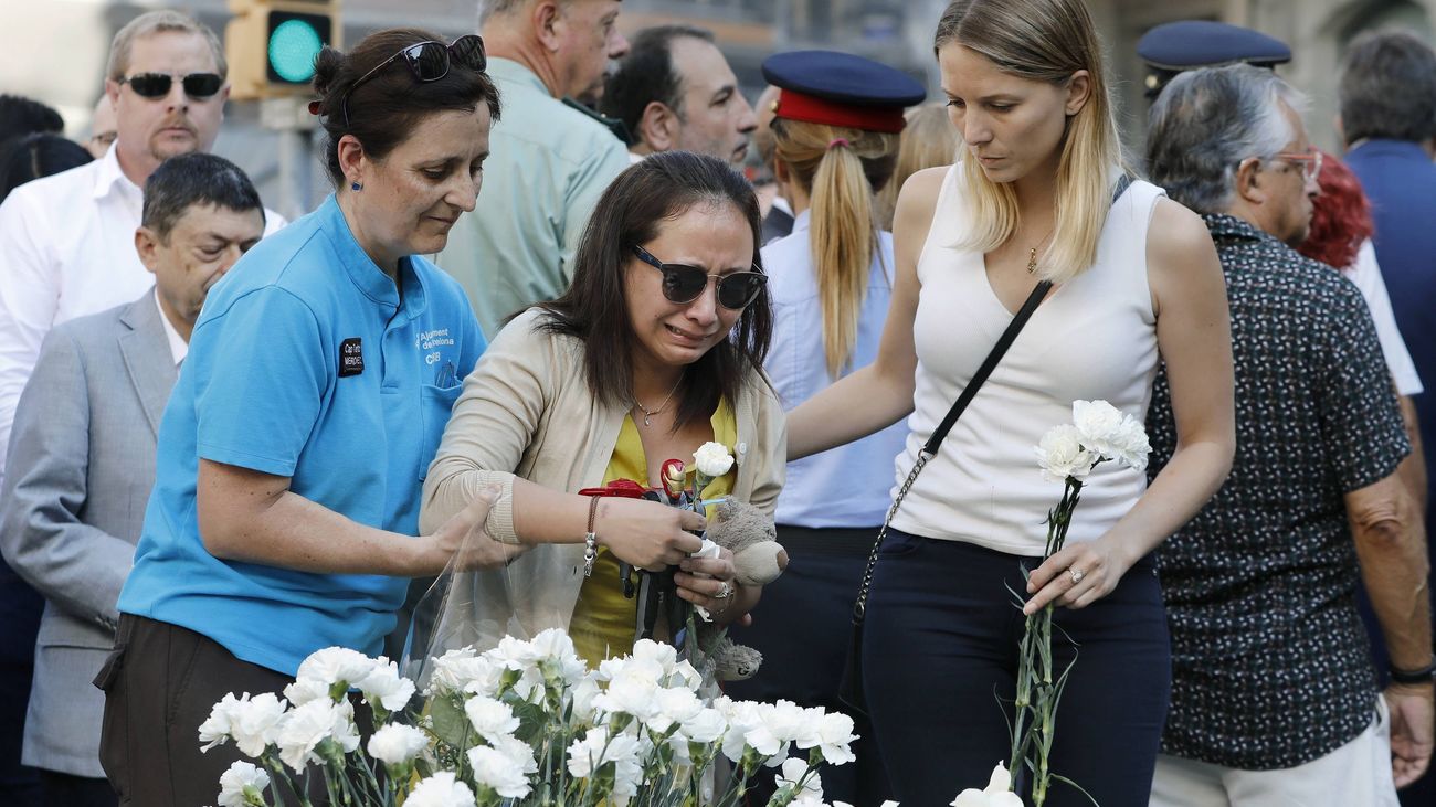 Barcelona recuerda a las víctimas del atentado