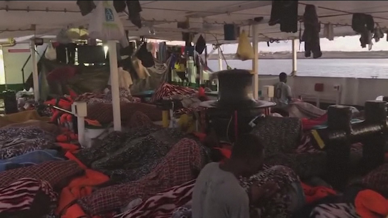 El Open Arms se declara en situación de necesidad tras 16 días en el mar