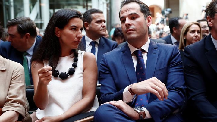 Las mejores imágenes de la toma de posesión de Isabel Díaz Ayuso