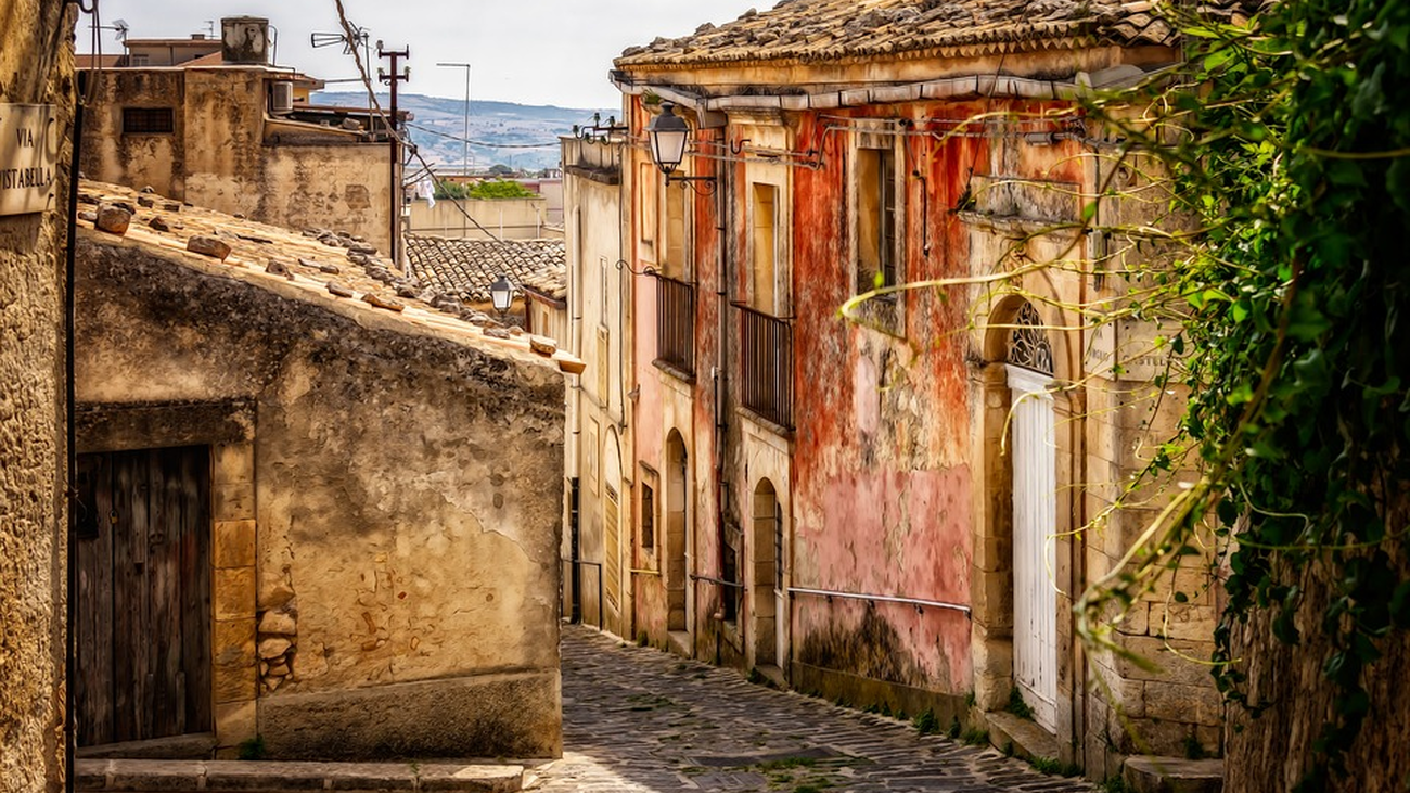 En verano, los pueblos se llenan