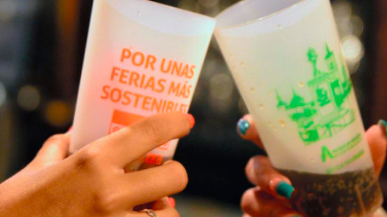 Alcalá repartirá 13.000 vasos reutilizables en las Ferias de la ciudad