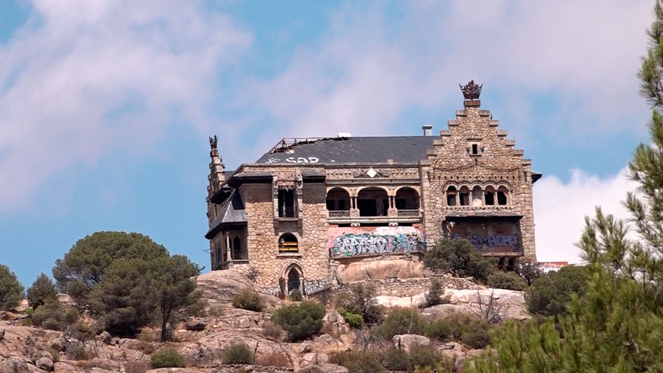 Okupación y abandono en el Canto del Pico, el palacio de Torrelodones que  fue propiedad de la familia Franco