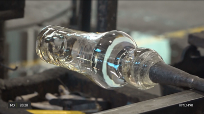 Sopladores de vidrio, un oficio en peligro de extinción