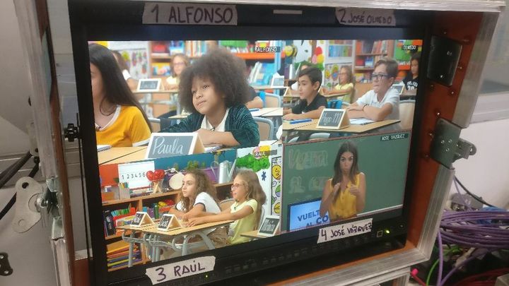 Personajes famosos se enfrentará a una clase con 15 alumnos