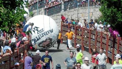 El 'boloencierro' vuelve a Mataelpino con mayores medidas de seguridad