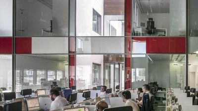 Dos fallecidos en el incendio de una vivienda en Sevilla