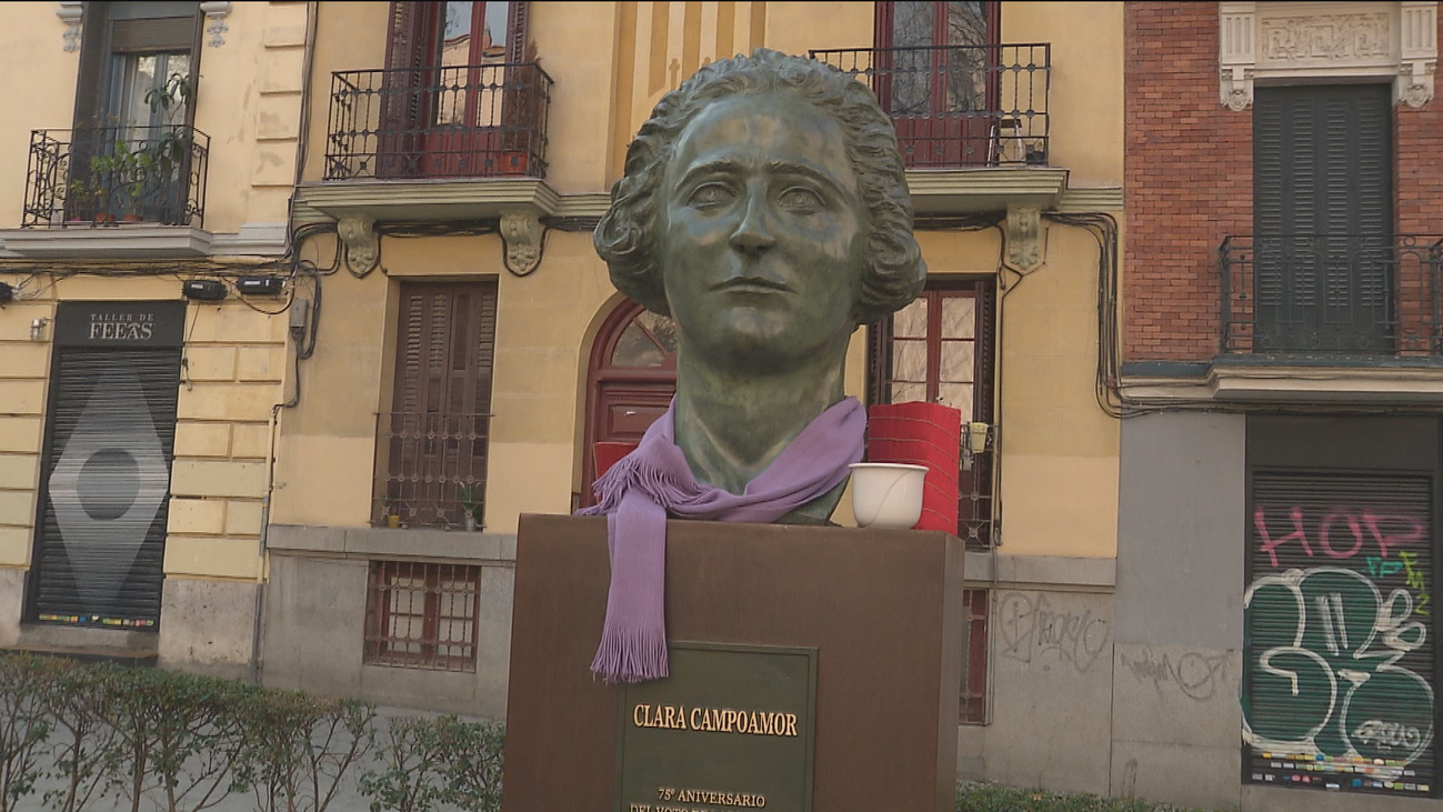 Las mujeres que han hecho historia, invisibles en Madrid