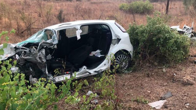 Dos hombres heridos, uno de ellos grave,  en una colisión  frontal en San Martín de Valdeiglesias
