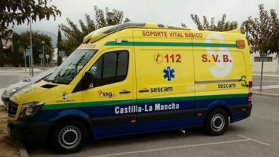 Un muerto y 17 heridos leves tras colisionar un turismo con un autobús en Talavera de la Reina