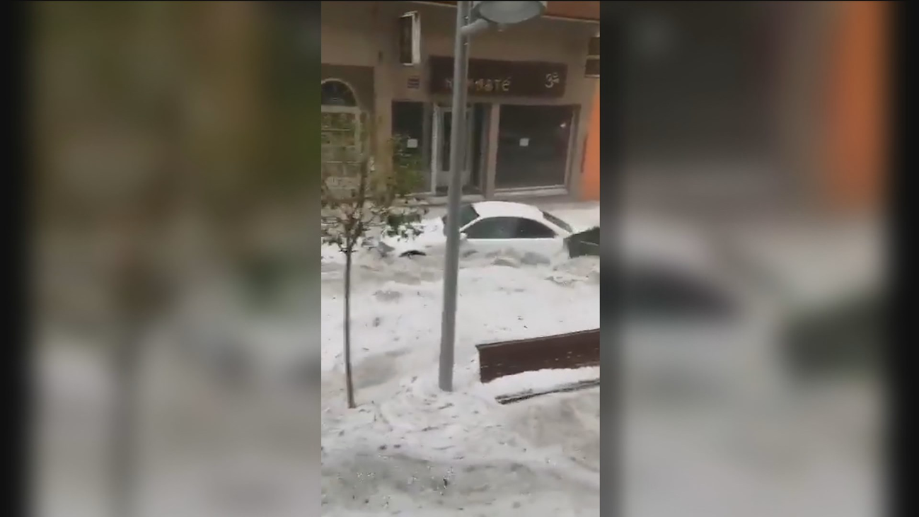 Una espectacular riada anega Arganda del Rey