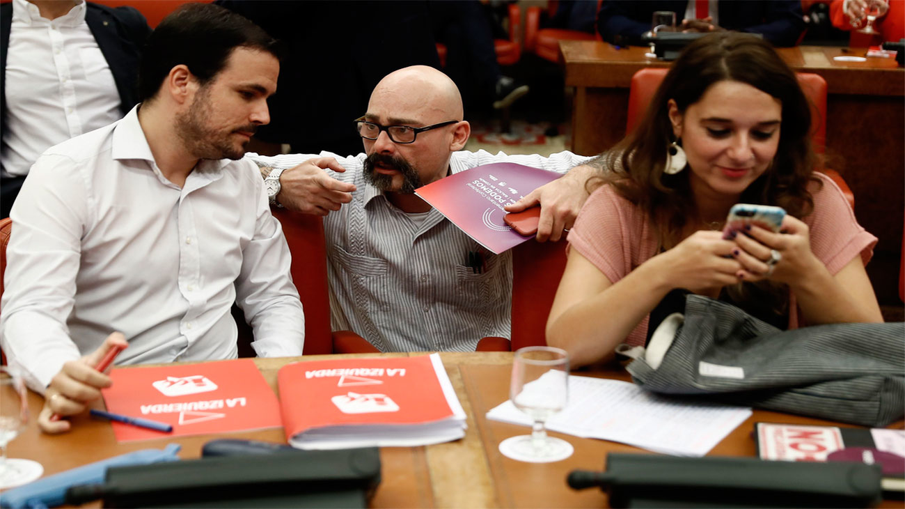 Podemos evita que Sánchez comparezca en el Congreso