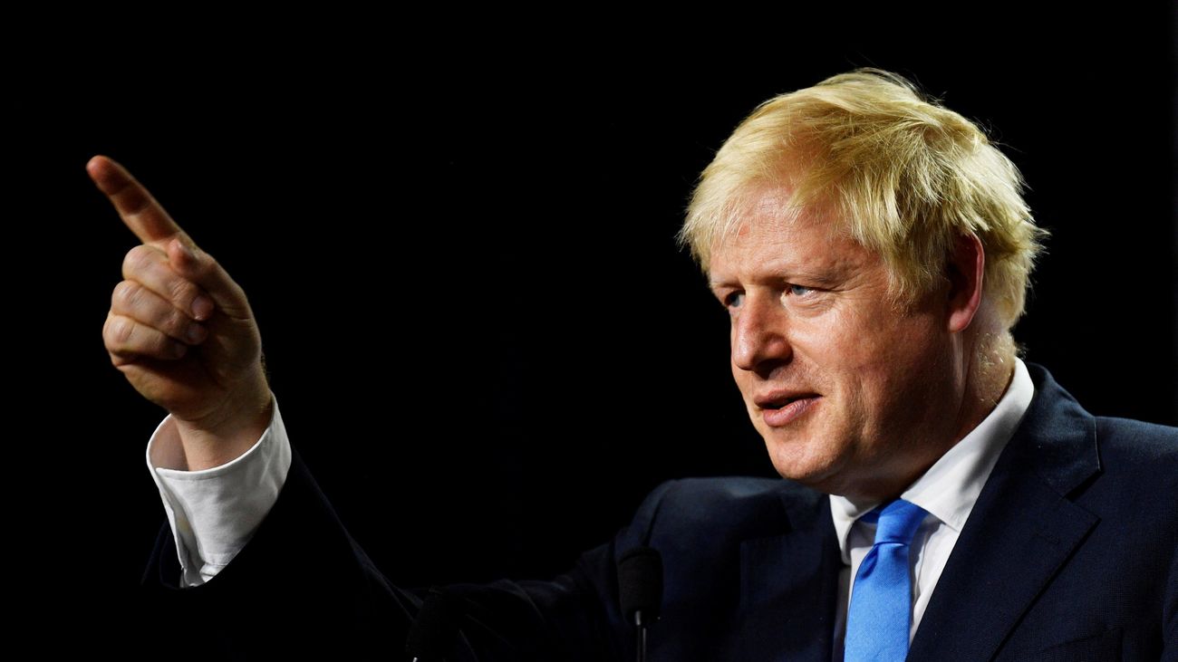 Boris Johnson solicita a Isabel II la suspensión del Parlamento