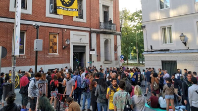 El Ayuntamiento entrega la notificación de desalojo a La Ingobernable