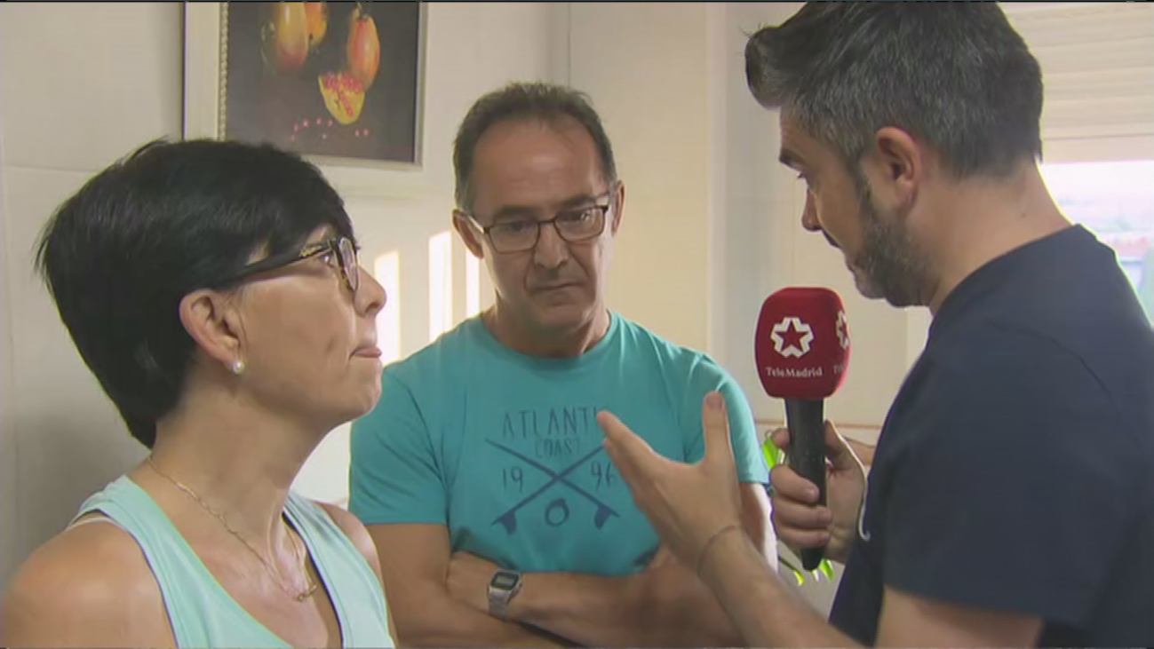 Su piso destrozado por el agua en Vallecas