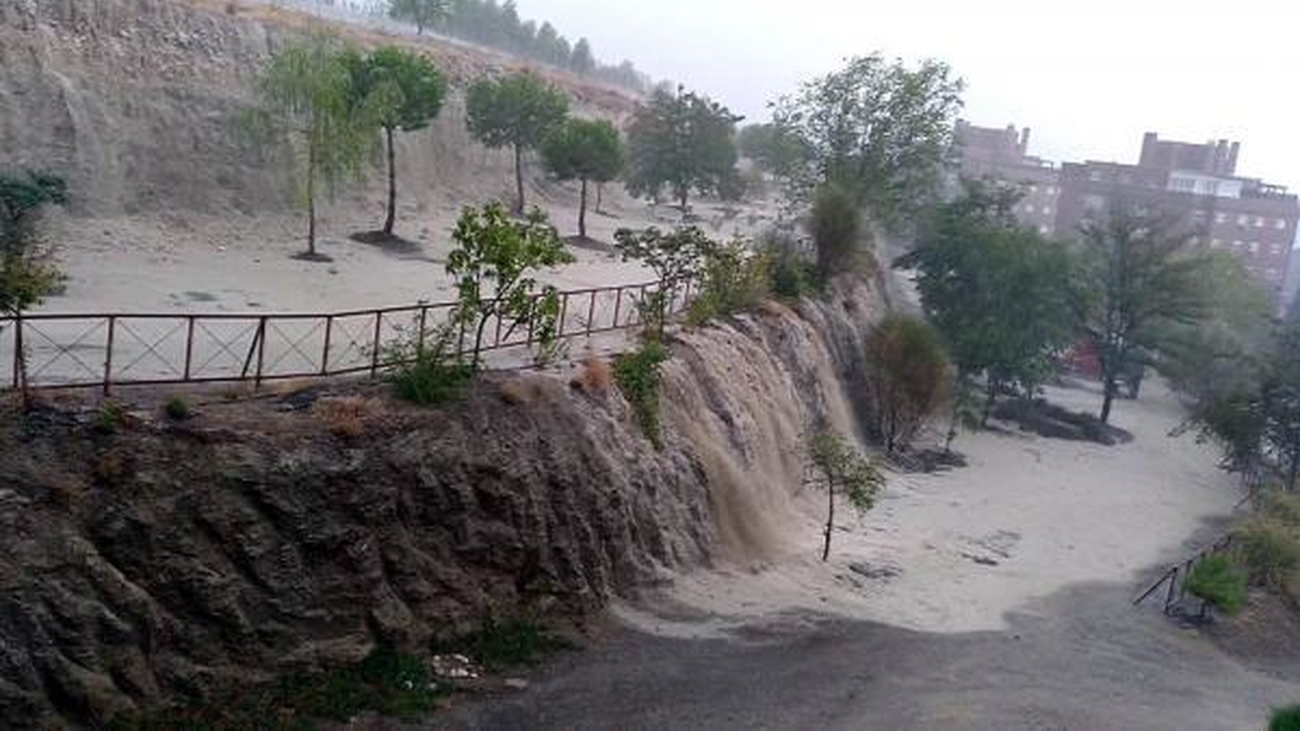 La gota fría deja importantes destrozos a su paso por España