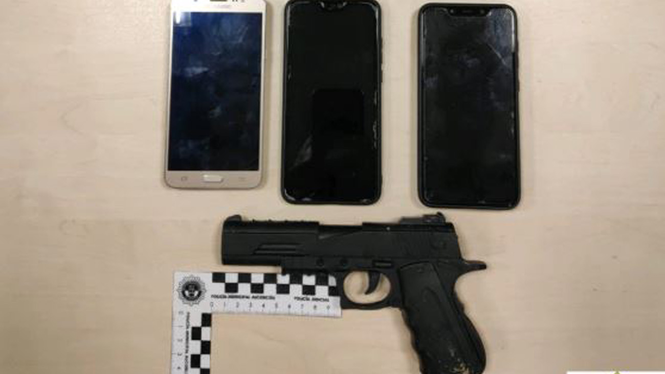 Detenido en Alcorcón un menor que atracó con una pistola simulada