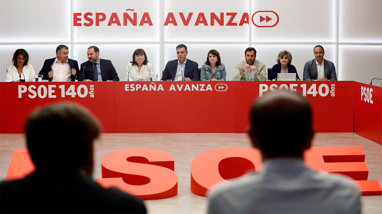 Ábalos anuncia contactos con Unidas Podemos y ERC esta semana