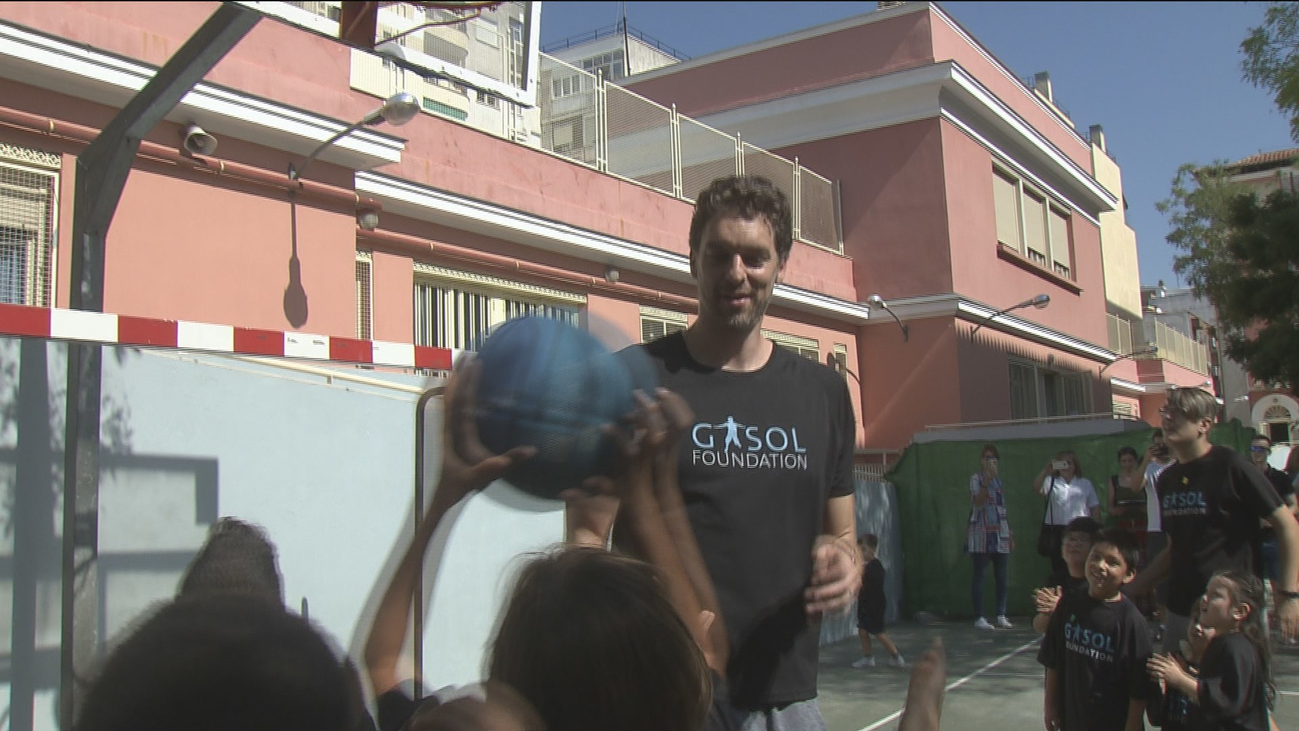 Pau Gasol abandera la petición de más horas de Educación Física para combatir la obesidad infantil