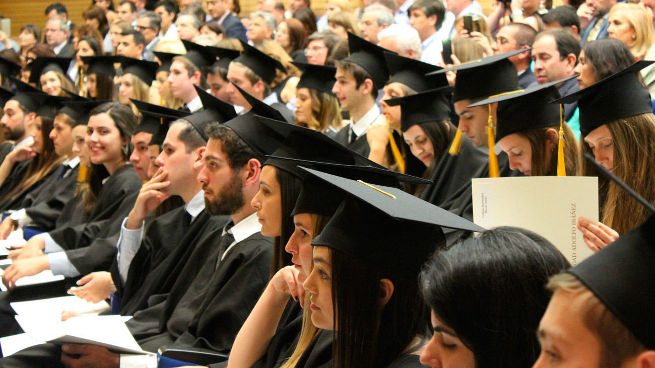 ¿Es discriminatorio que las universitarias de Ciencias estudien gratis por ser mujeres?