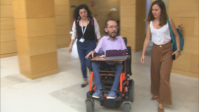 Continúa la reunión de PSOE y Unidas Podemos tras más de cuatro horas